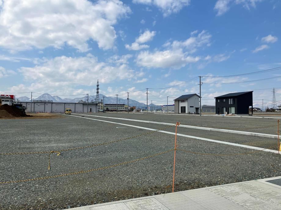 Spacious Land in Yahaba Town - Photo 1