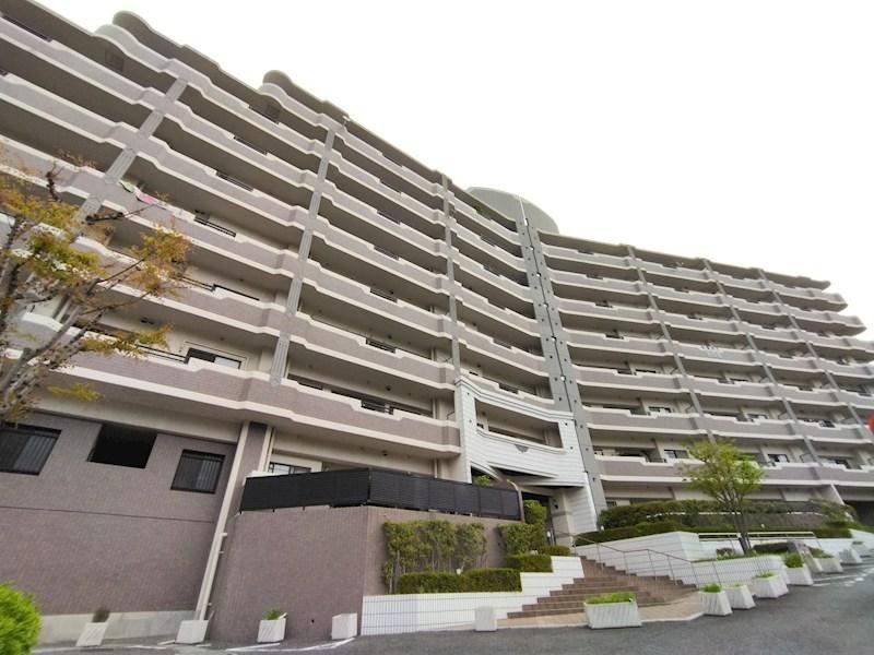 4LDK apartment in Moji Ward, Kitakyushu, Fukuoka - Photo 1