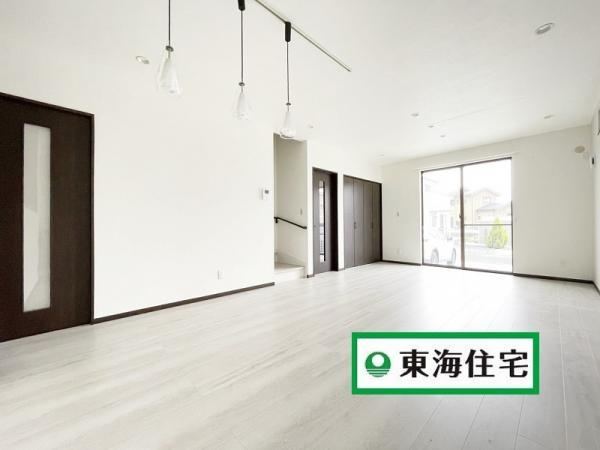 Modern 4LDK House with Ample Storage in Ishinomaki - Photo 1