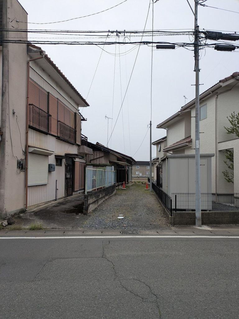 Spacious Land Over 60 Tsubo in Higashi Ushitani - Photo 1
