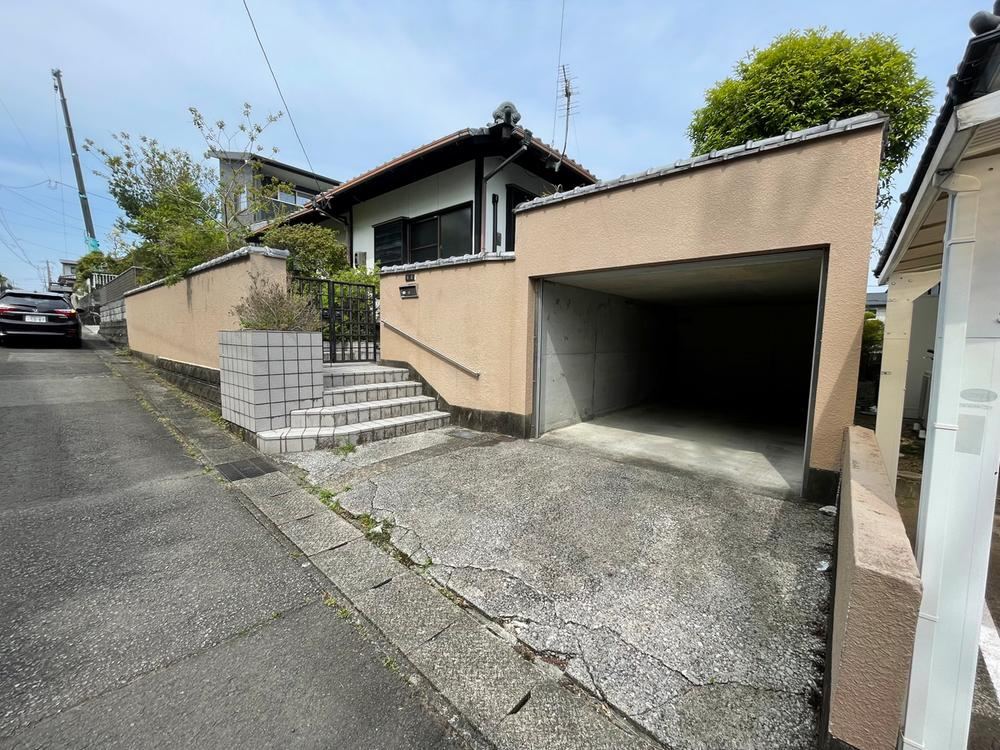 Quiet 4DK Detached House in Konan - Photo 1