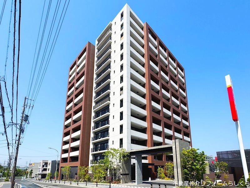 3LDK apartment in Nisshin, Aichi - Photo 1