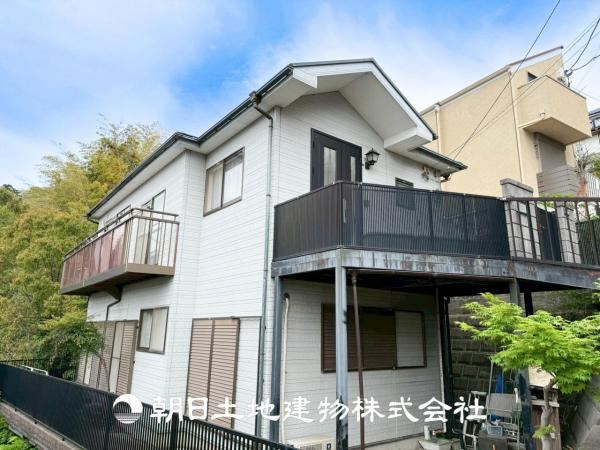 Charming 3LDK Detached House with Mountain Views in Midori, Yokohama - Photo 1