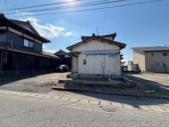 plot of land in Tainai