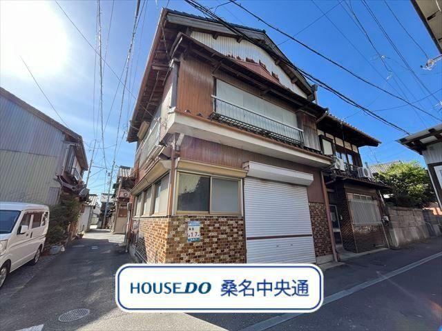 Sunny 3K House on Corner Lot - Photo 1
