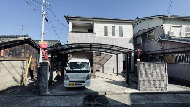 Large 4LDK Detached House in Haruki Minamihama-cho - Photo 1