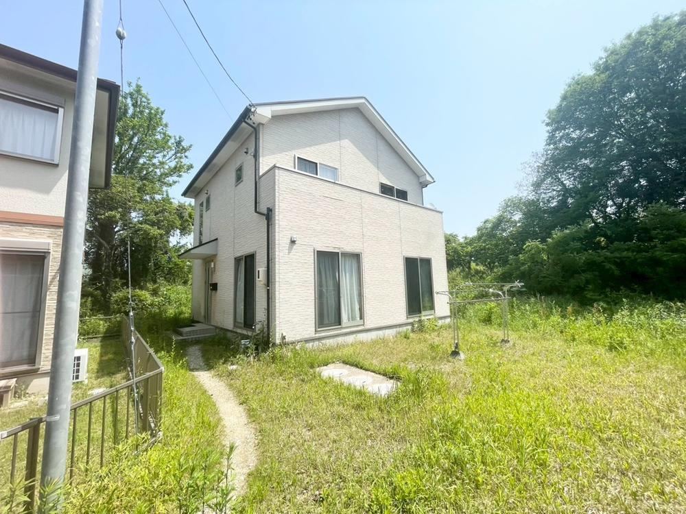 4LDK House with Garden in Nishinakayama-cho - Photo 1