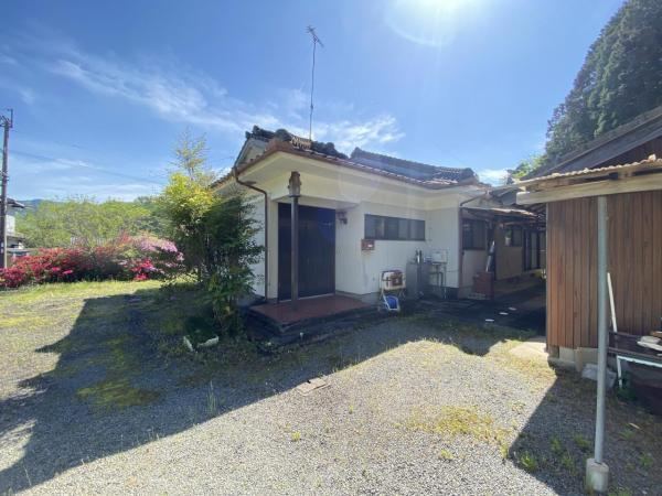 4DK House with Good Sunlight in Kobayashi - Photo 1