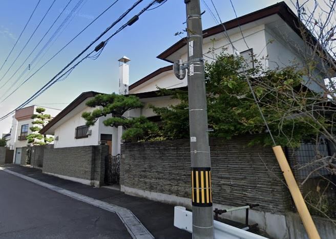 Spacious 8LDK House in Hiyoshicho Near Yunokawa Station - Photo 1