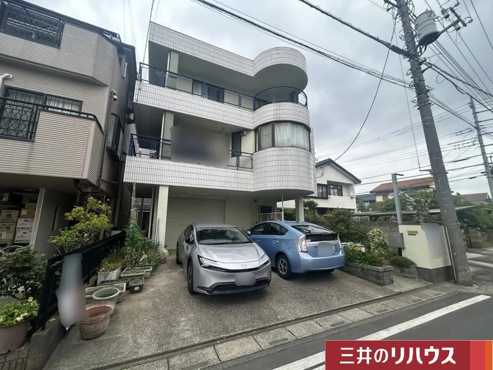 Spacious 7LDK Detached House in Miyahara Town, Saitama - Photo 1