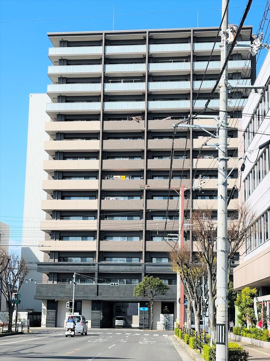 3LDK apartment in Marugame, Kagawa - Photo 1