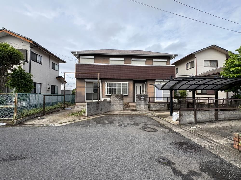 Sunny 5LDK Corner Lot in Motoyoshida, Mito - Photo 1