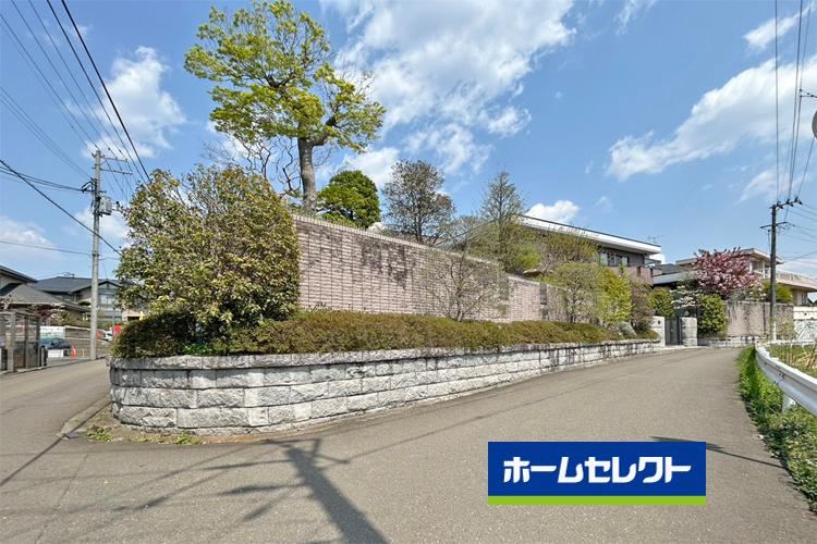 Expansive 7LDK Detached House in Aobaku - Photo 1
