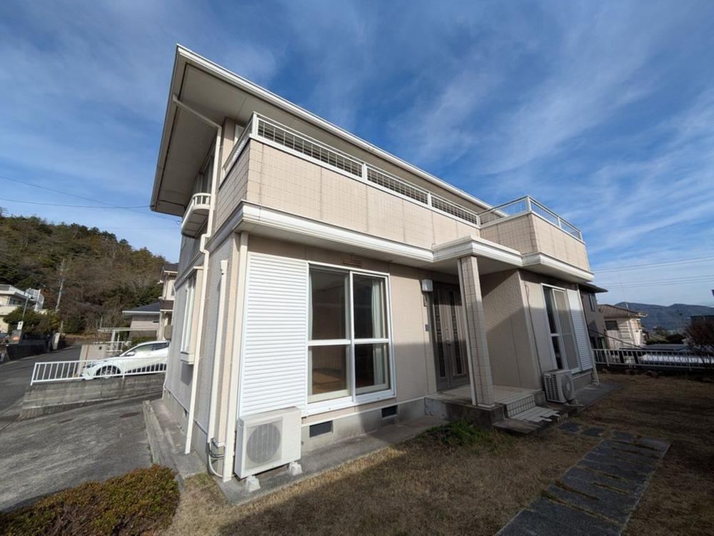 4LDK Home with Soundproof Room and Large Storage in Yamaguchi - Photo 1