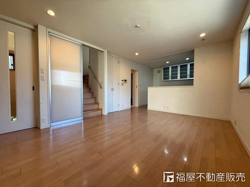 Light Steel-Frame 4LDK House Near Hayashizaki Station - Photo 1