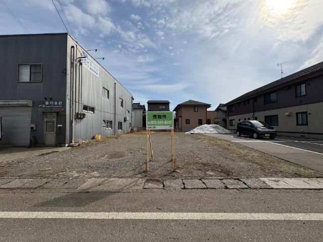 255 m² land in Joetsu, Niigata - Photo 1