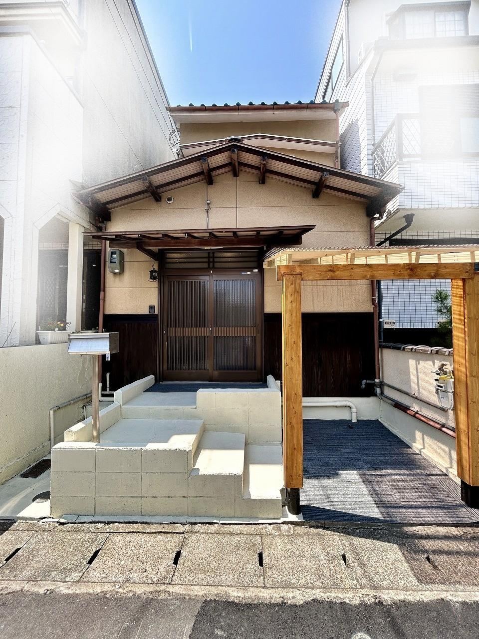 Convenient 2LDK+S House in Nishinoyama, Kyoto - Photo 1