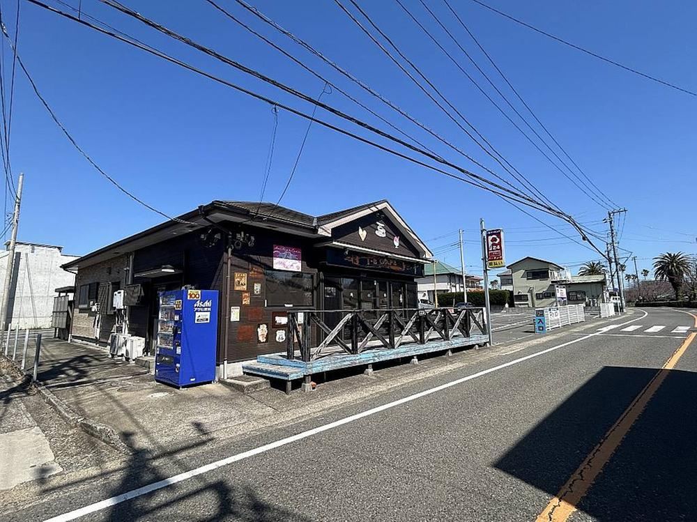 Commercial Property with Cafe and Parking in Miura - Photo 1