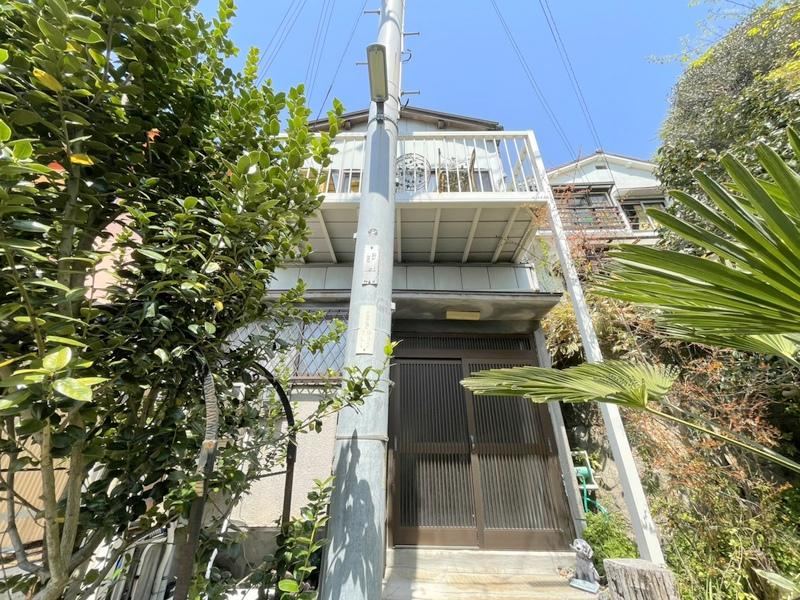 Unique 1LDK Atelier with Sea Views in Shioya-cho - Photo 1