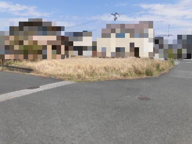 Sunny Corner Lot Land in Kusakidai - Photo 1