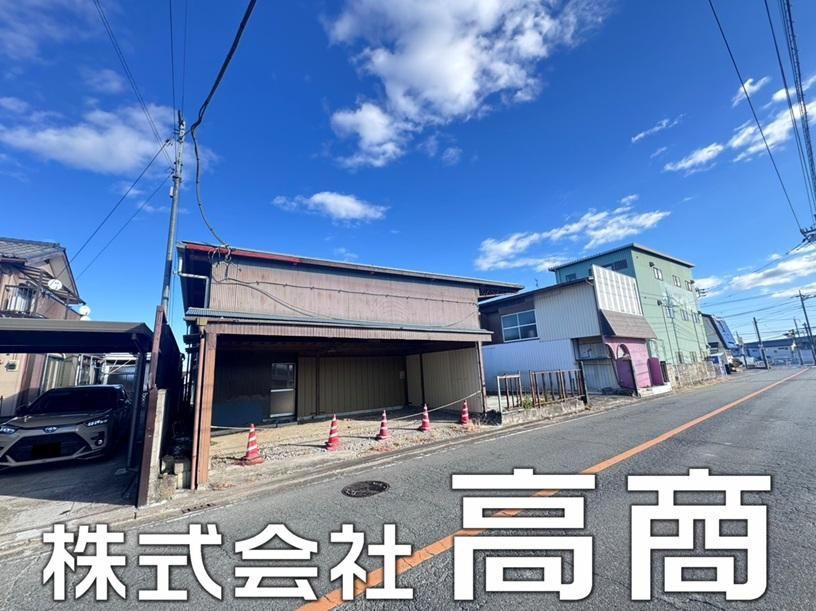 698 m² land in Takasaki, Gunma - Photo 1