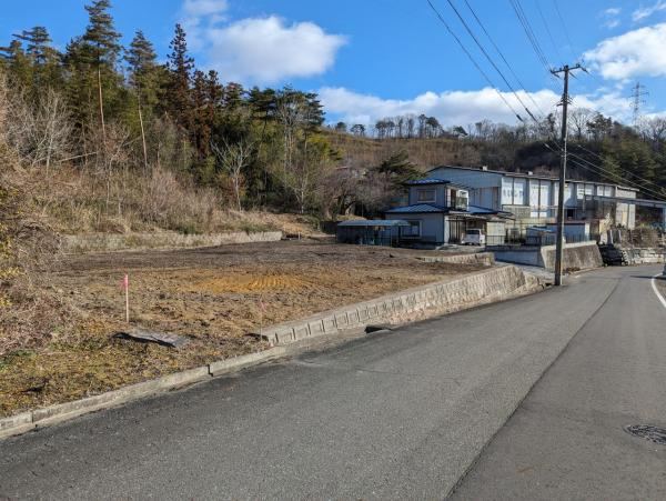 Scenic Land with Great Sunlight in Yanome - Photo 1