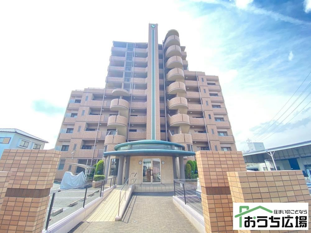 4LDK apartment in Ama, Aichi - Photo 1