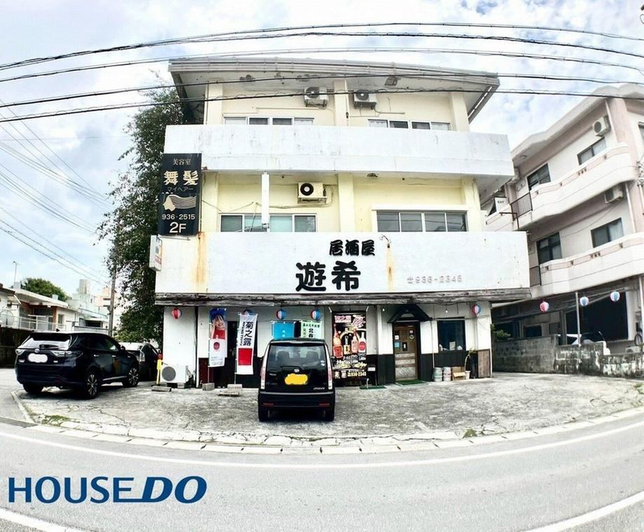 Rare 4K Home in Chatan Town - Photo 1