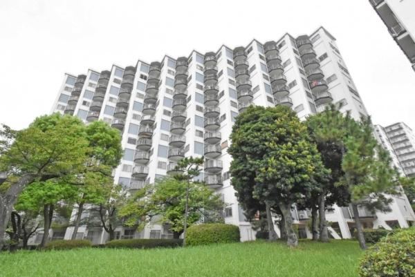 3LDK apartment in Mihama Ward, Chiba - Photo 1