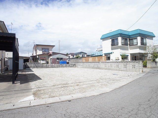 Conveniently Located Land Near Tsugaru-Shinjo Station - Photo 1