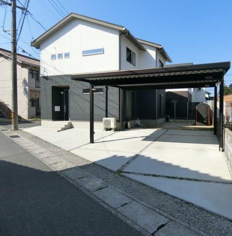 Modern 3LDK House with Solar Power in Yonago - Photo 1