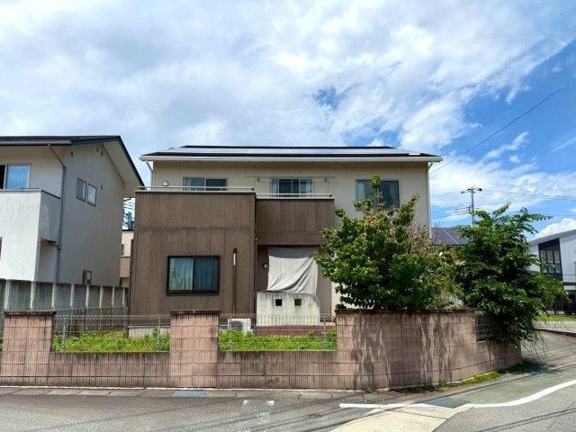 3LDK+S house in Kai, Yamanashi - Photo 1