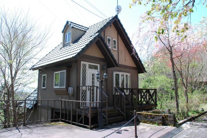 Bright 3LDK House with Scenic Views in Nagakura - Photo 1