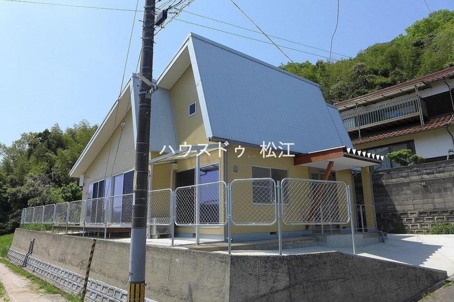 Luxurious 2LDK Bungalow in Koshiwara - Photo 1
