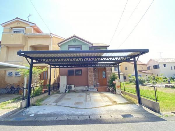 All-Electric 4LDK Home with Solar Panels in Anjo - Photo 1