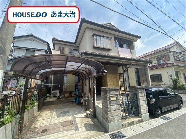 Charming 5DK House with Carport in Ama - Photo 1