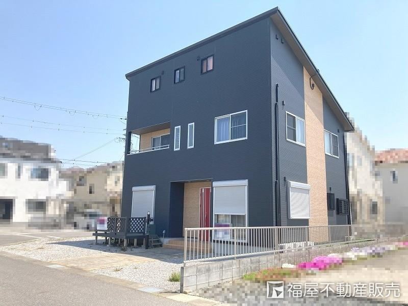 4LDK+S house in Omihachiman, Shiga - Photo 1