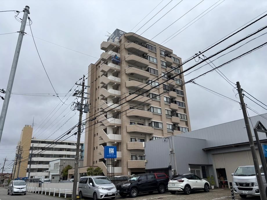 3LDK apartment in Kanazawa, Ishikawa - Photo 1
