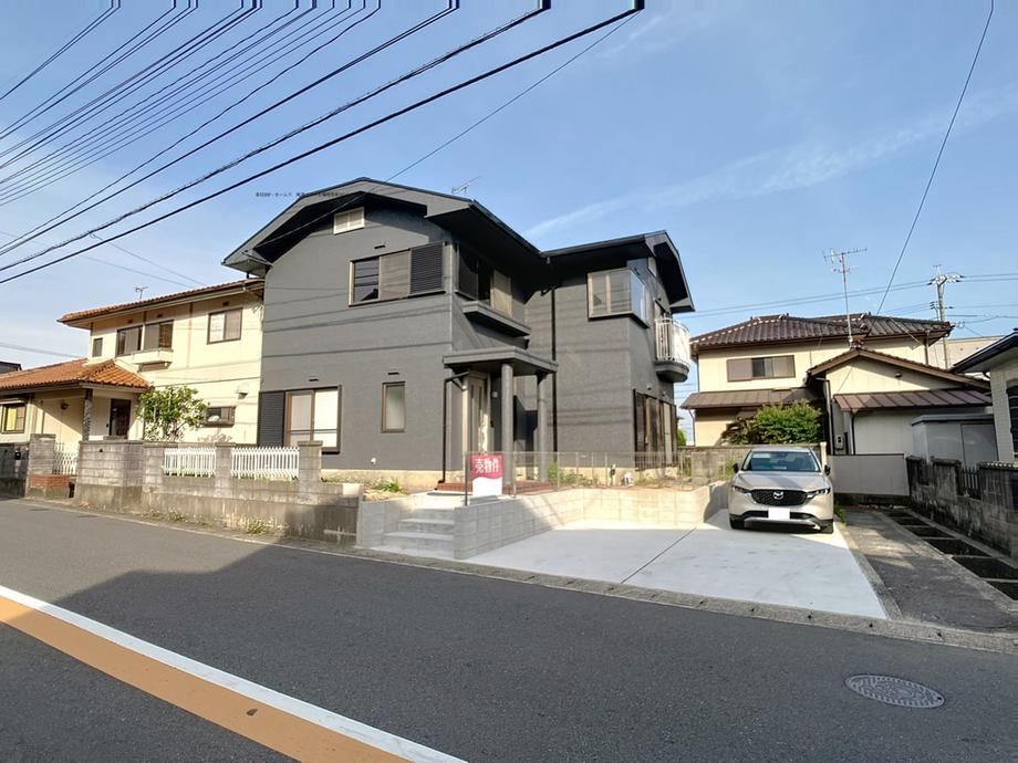 Charming 5LDK House in Nagofu - Photo 1