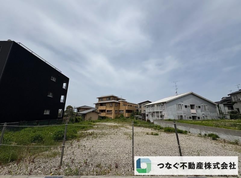 964 m² land in Kanazawa, Ishikawa - Photo 1
