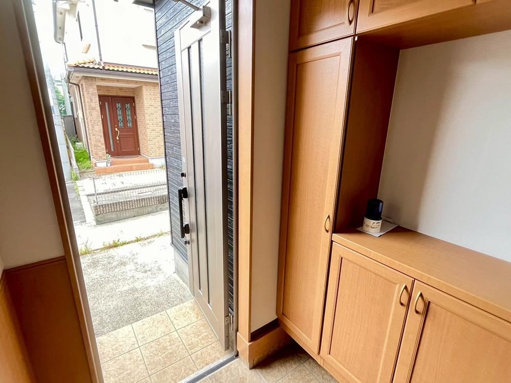 Renovated 4LDK House Near Shopping Facilities - Photo 1