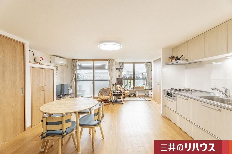 1LDK apartment in Suita, Osaka - Photo 1