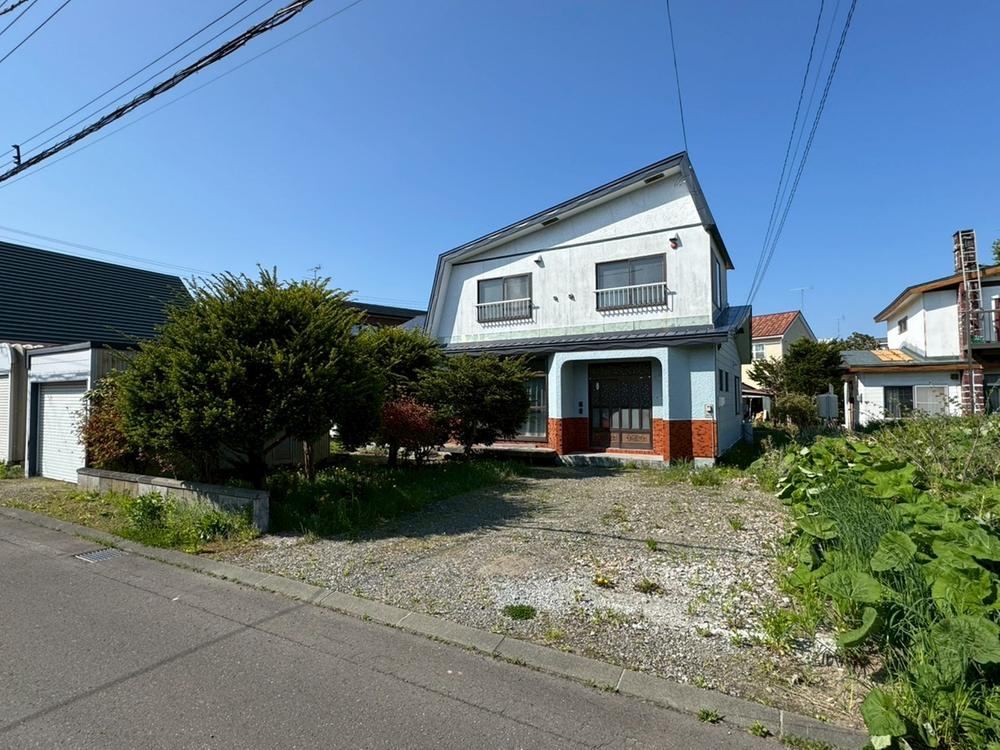 Prime Land Near Eniwa Station - Photo 1