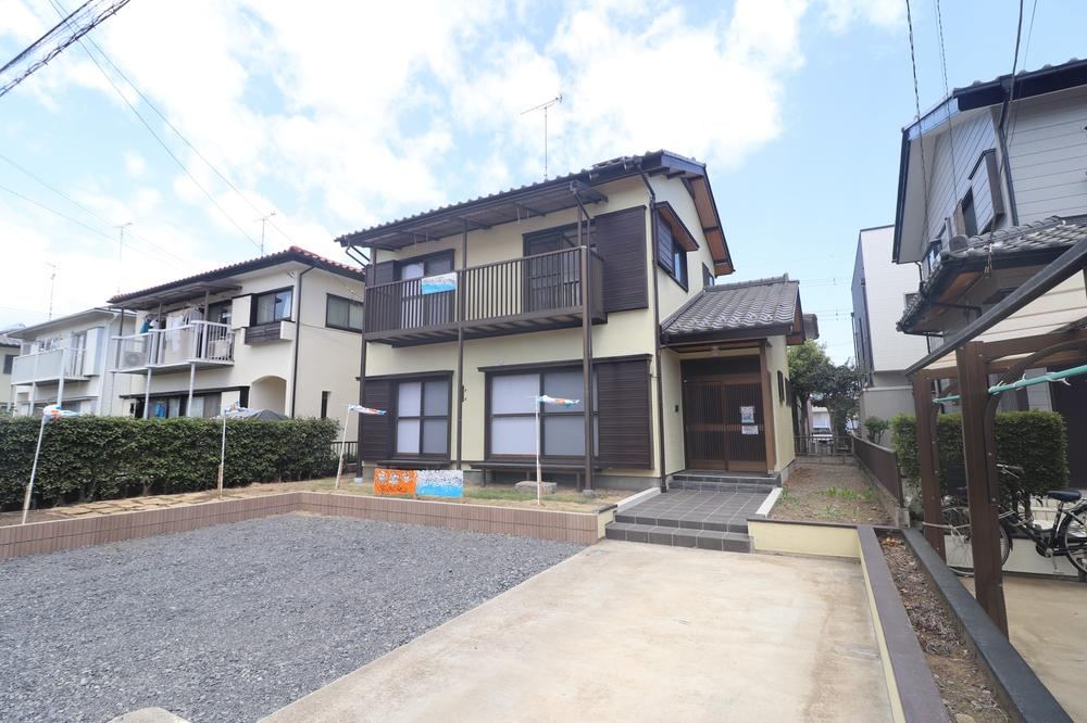 5DK house in Oizumi, Ora District, Gunma - Photo 1