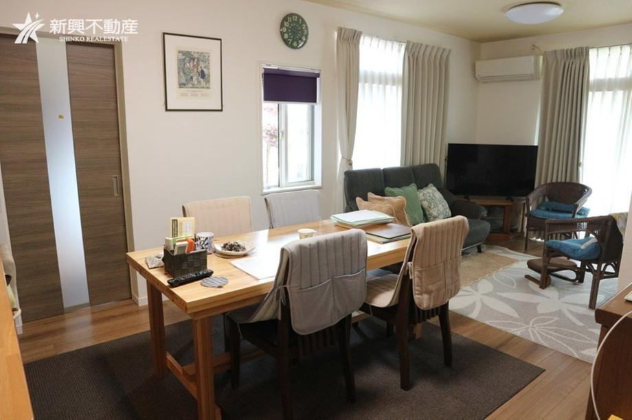 Well-Maintained 4LDK House in Kiita Town - Photo 1