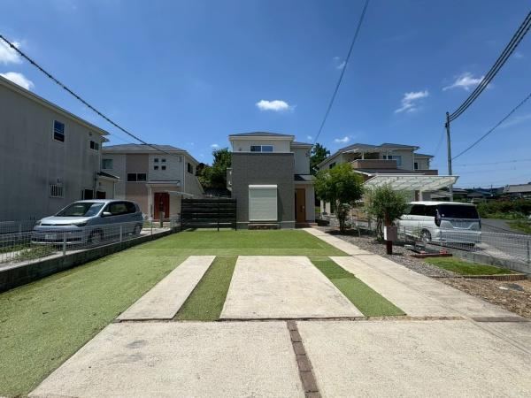 Newly Built 4LDK House in Ikoma - Photo 1