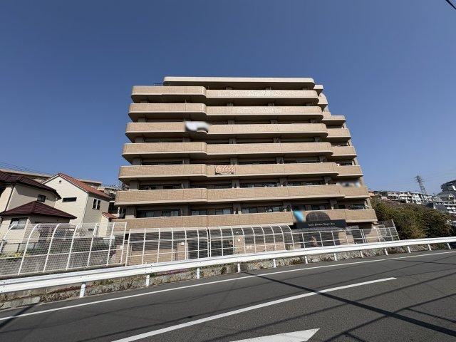 3LDK apartment in Akashi, Hyogo - Photo 1