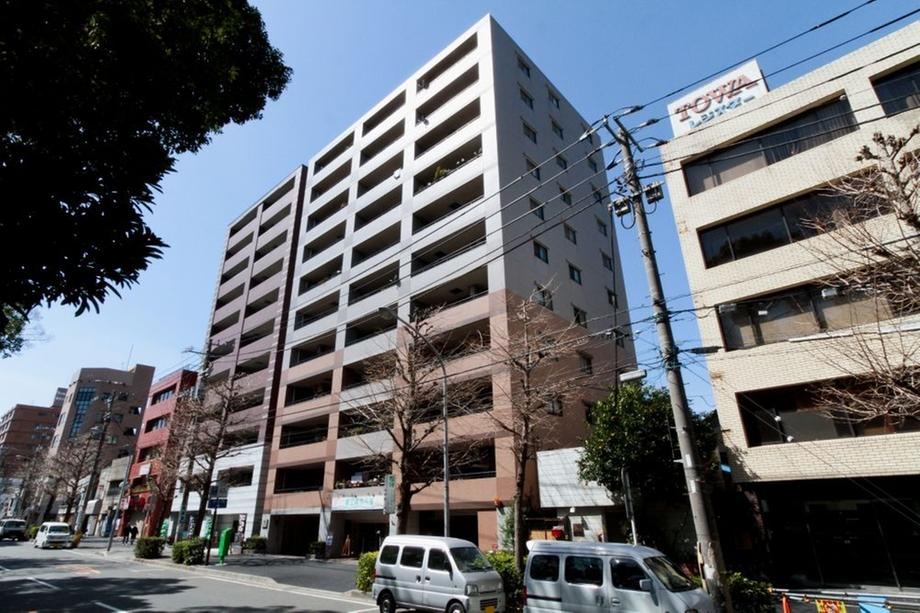 Bright 3LDK Apartment in Yayoi-cho - Photo 1