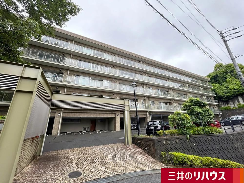 2LDK apartment in Tempaku Ward, Nagoya, Aichi - Photo 1