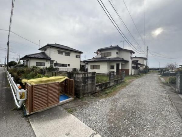 Spacious Land for Single-Story Home - Photo 1